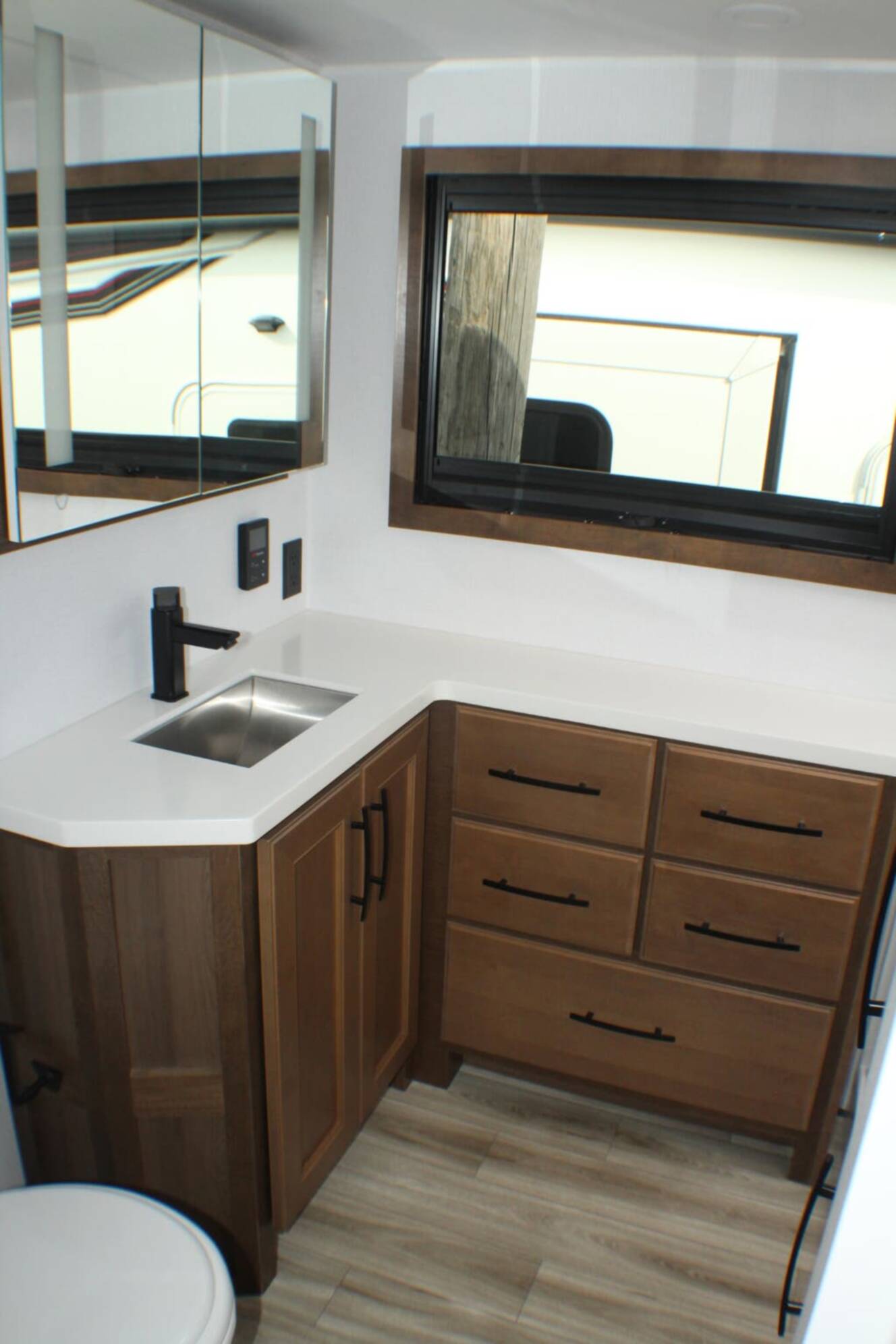 A photo of this 2026 Keystone Montana 3100RL