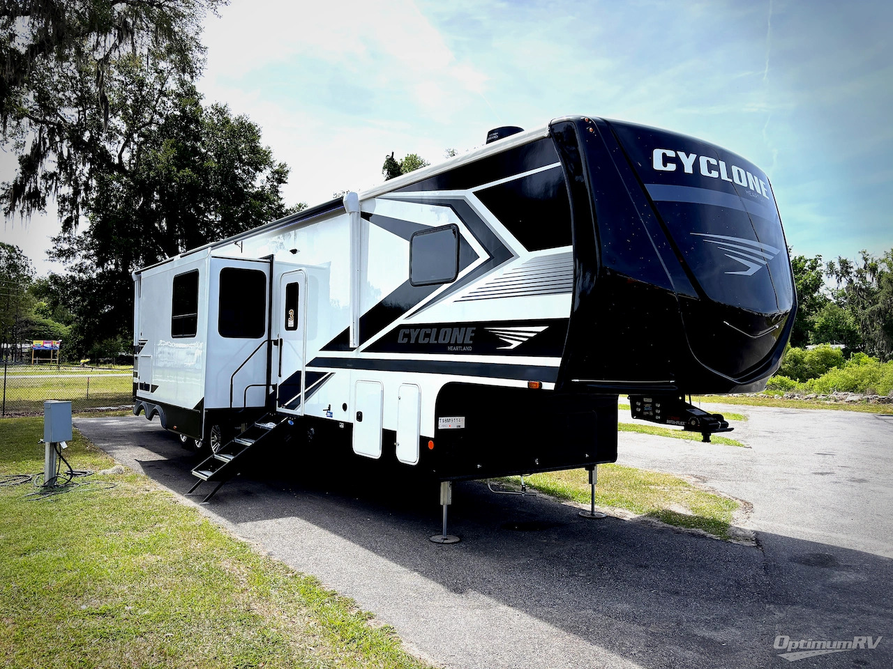 2026 Heartland Cyclone 3913 in ocala FL