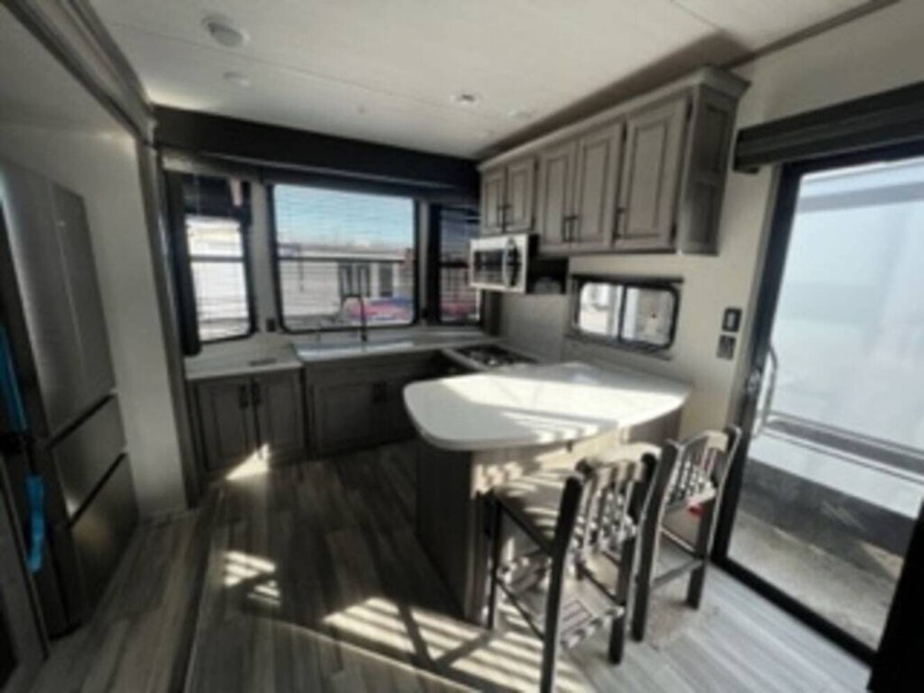 A photo of this 2024 Keystone Residence 401FKSS