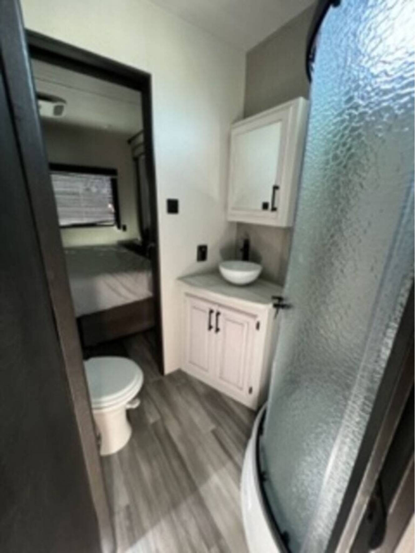 A photo of this 2024 Keystone Residence 401FKSS