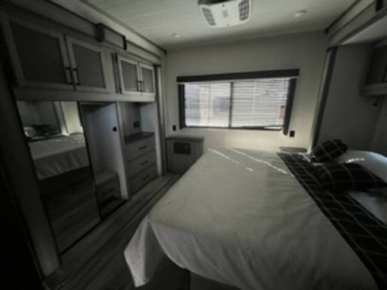 A photo of this 2024 Keystone Residence 401FKSS