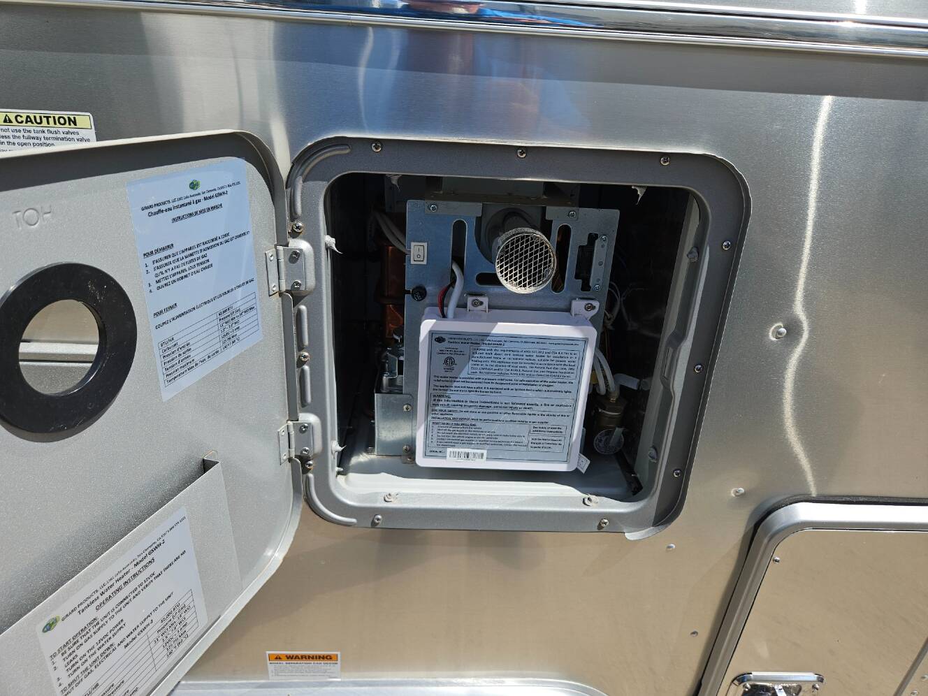 A photo of this 2022 Airstream Caravel 16RB