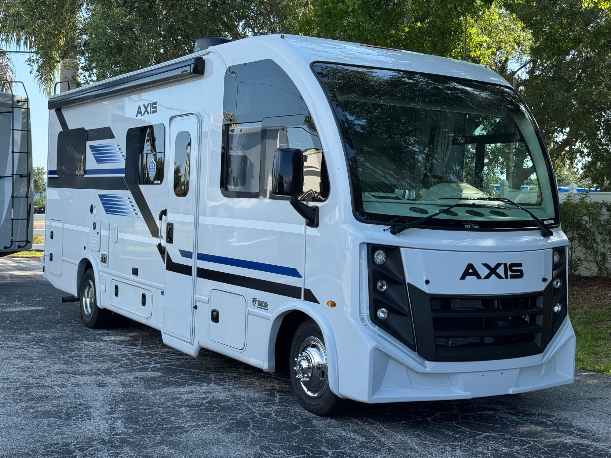 2027 Thor Motor Coach Axis 24.1 in bradenton FL