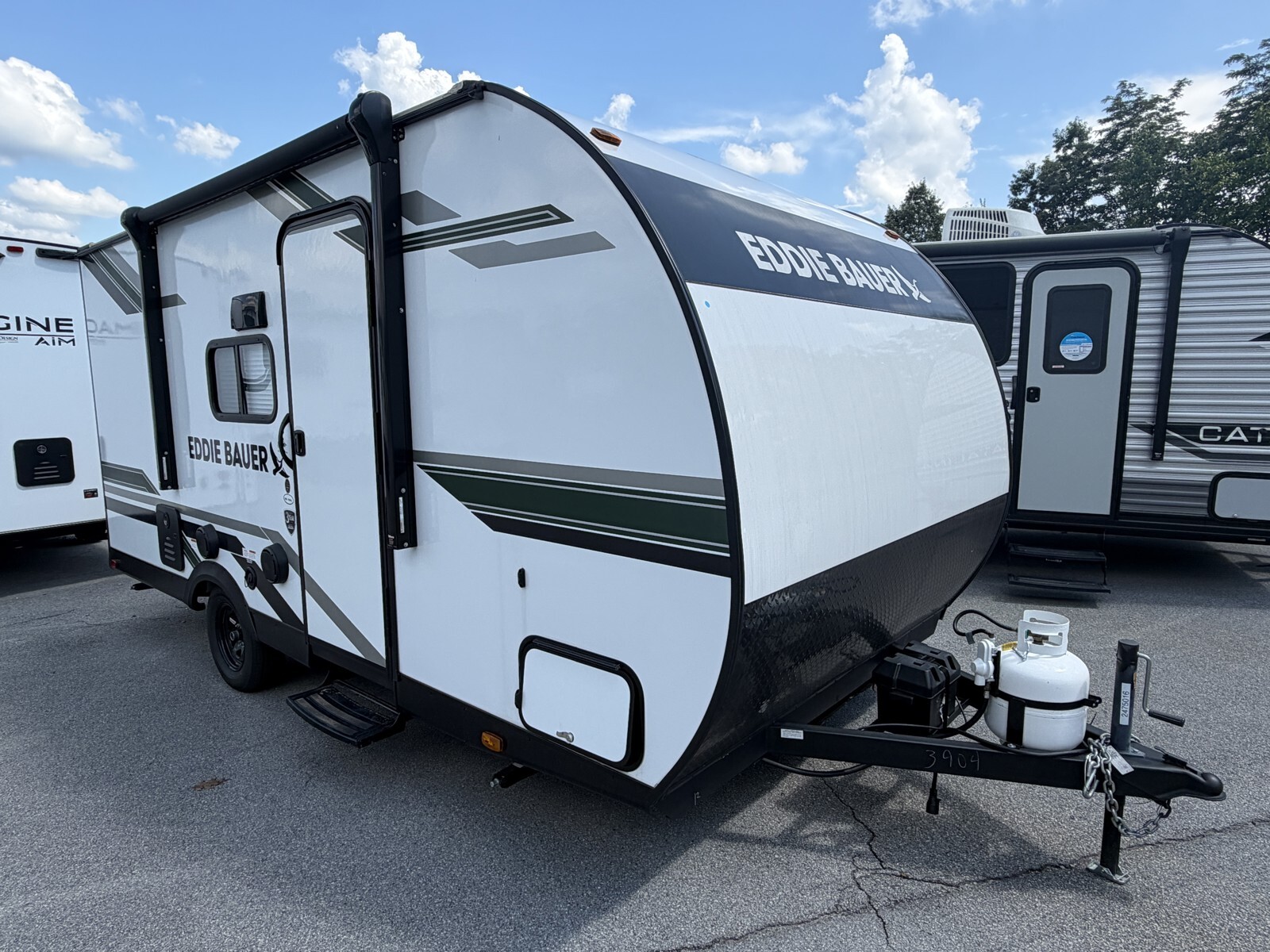 2025 Heartland Eddie Bauer 17BHL in johnson city TN
