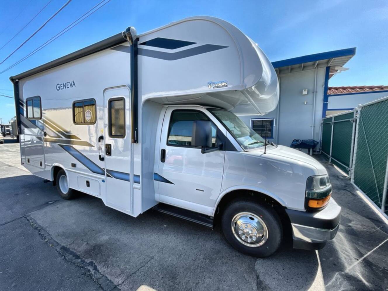 A photo of this 2027 Thor Motor Coach Geneva 21VT Chevy