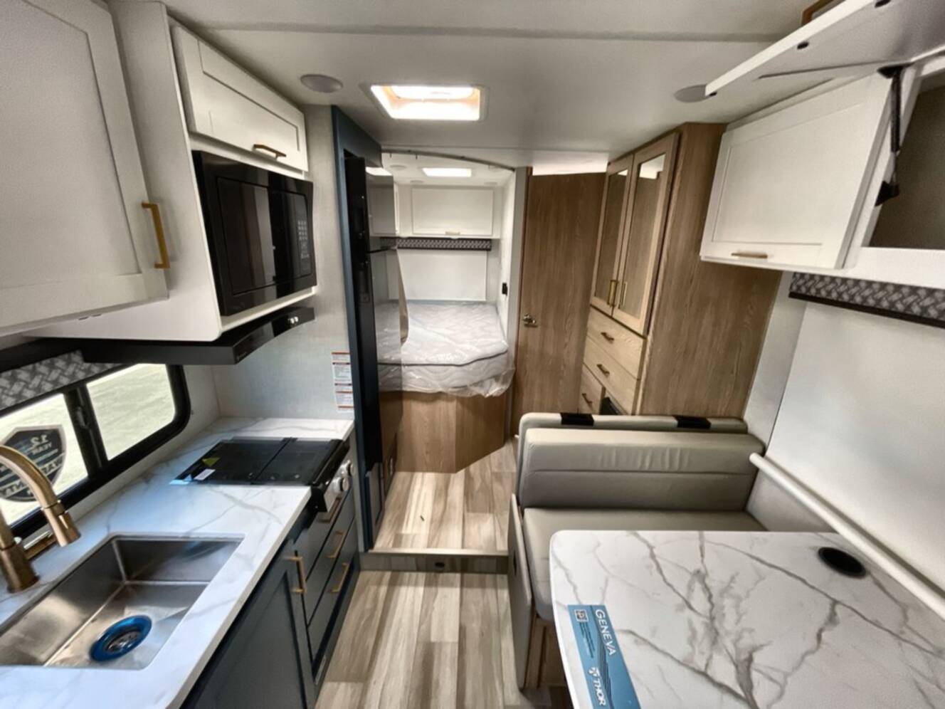 A photo of this 2027 Thor Motor Coach Geneva 21VT Chevy