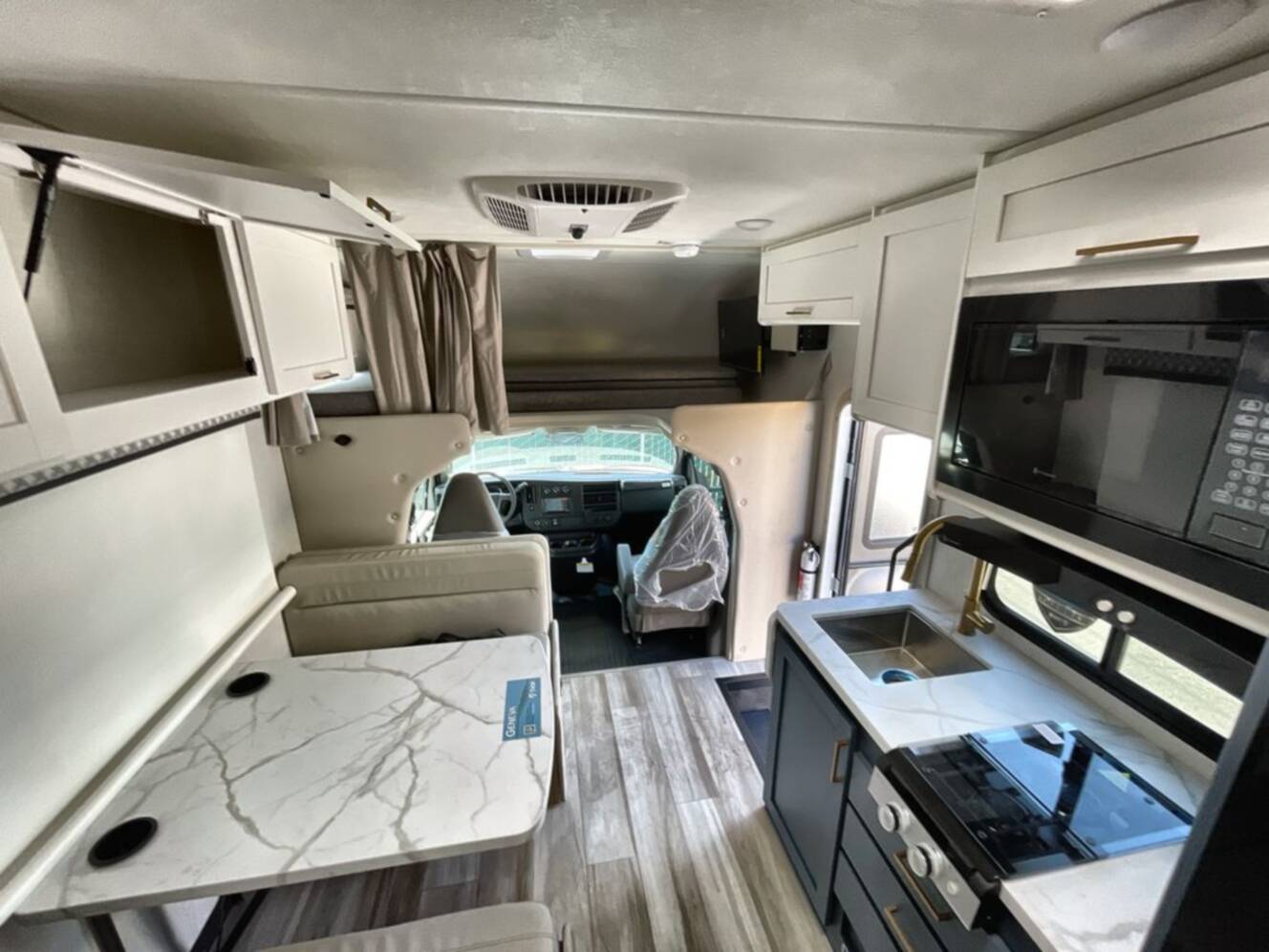 A photo of this 2027 Thor Motor Coach Geneva 21VT Chevy