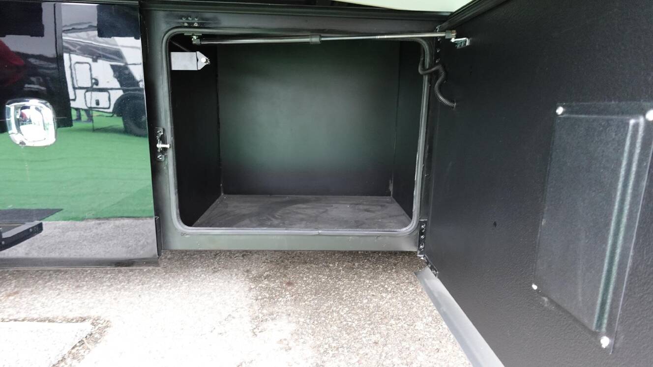 A photo of this 2027 Dynamax GRAND SPORT 45CB
