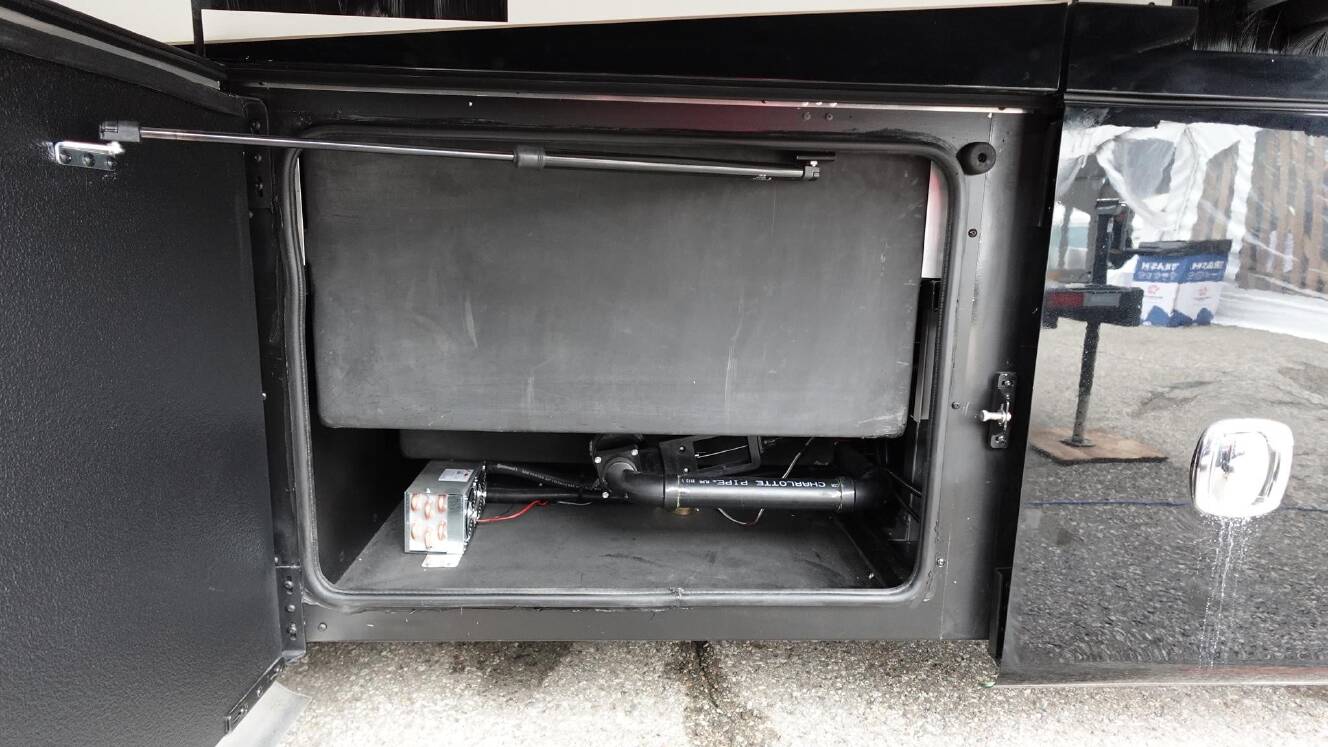 A photo of this 2027 Dynamax GRAND SPORT 45CB