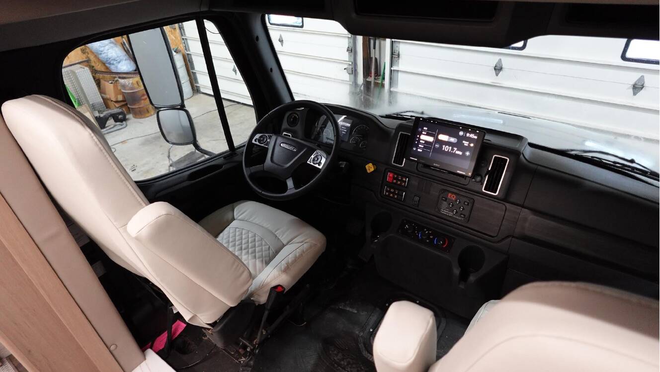 A photo of this 2026 Dynamax EUROPA 37CA