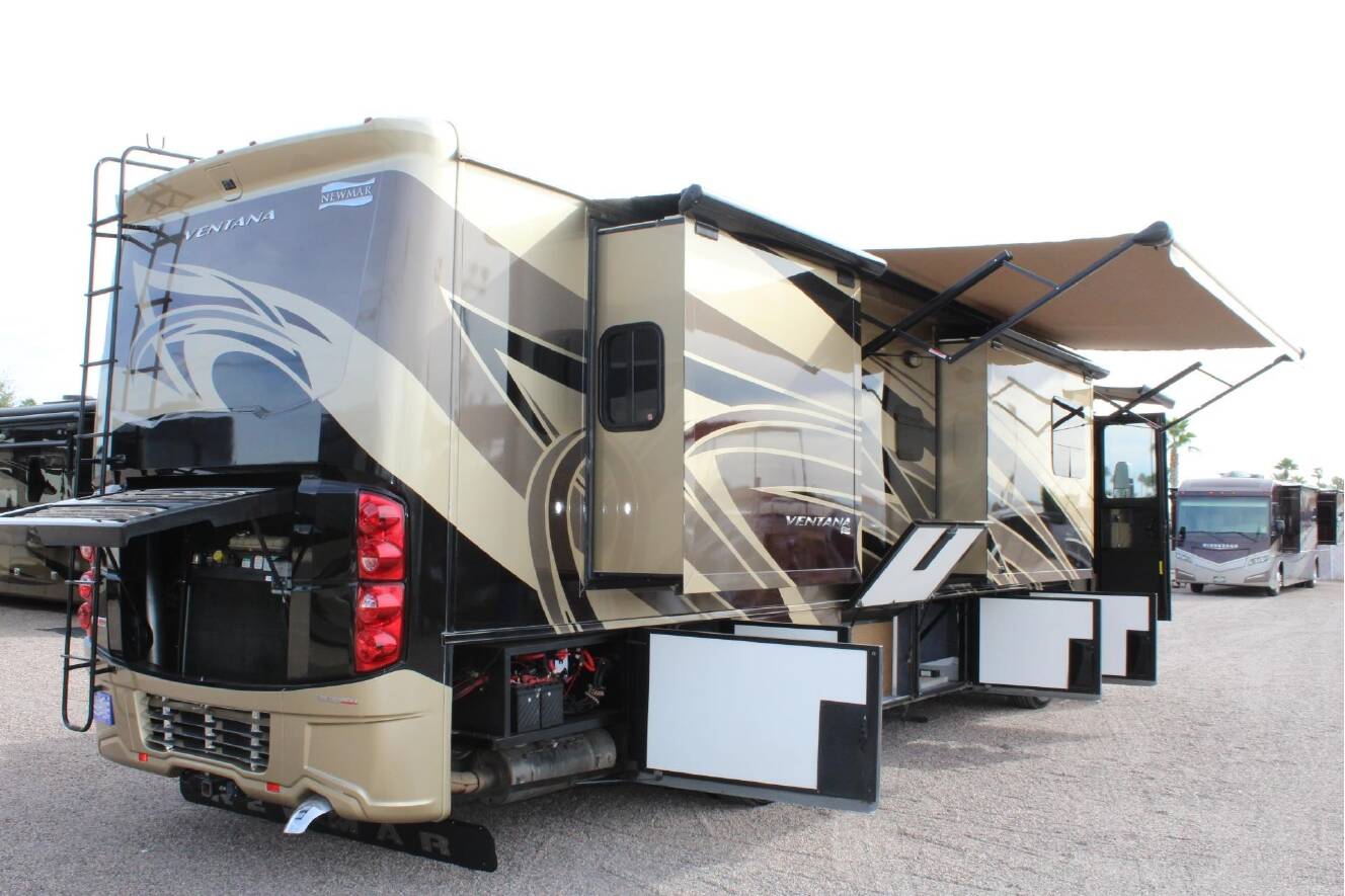 A photo of this 2016 Newmar VENTANA 3427