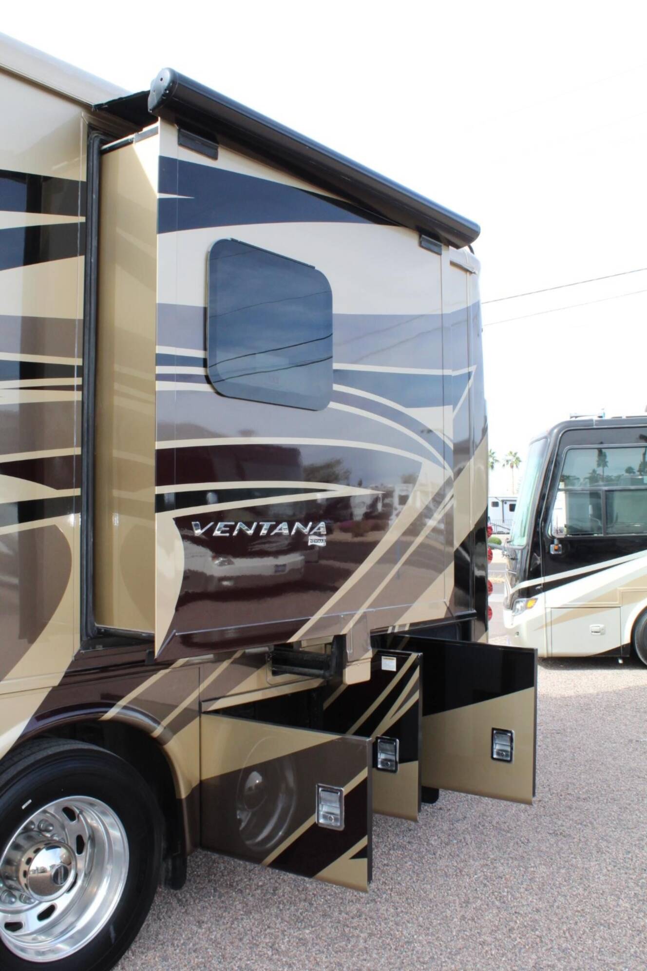 A photo of this 2016 Newmar VENTANA 3427
