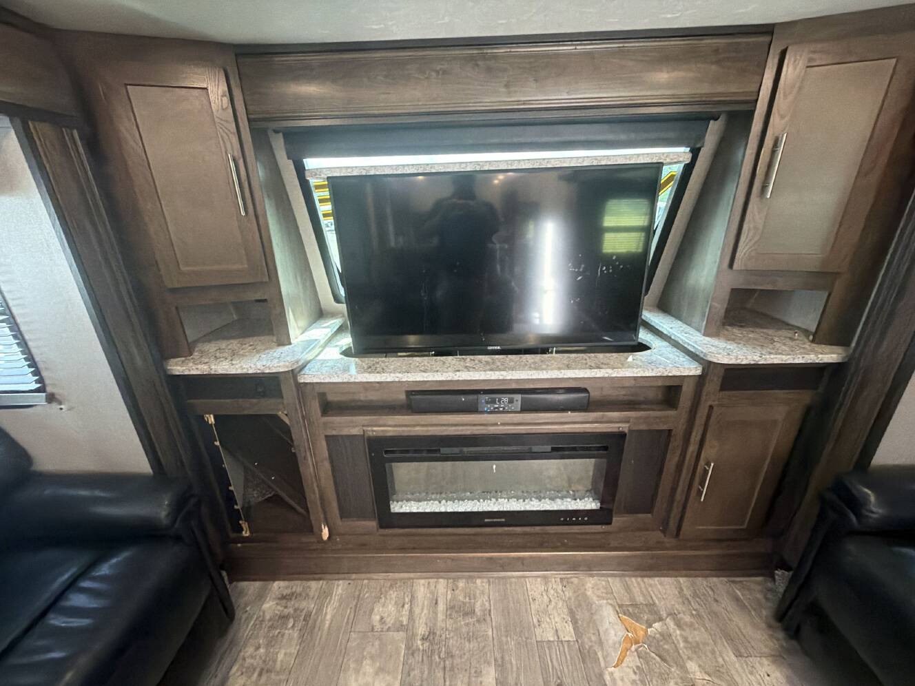 A photo of this 2020 Crossroads VOLANTE 3851FL