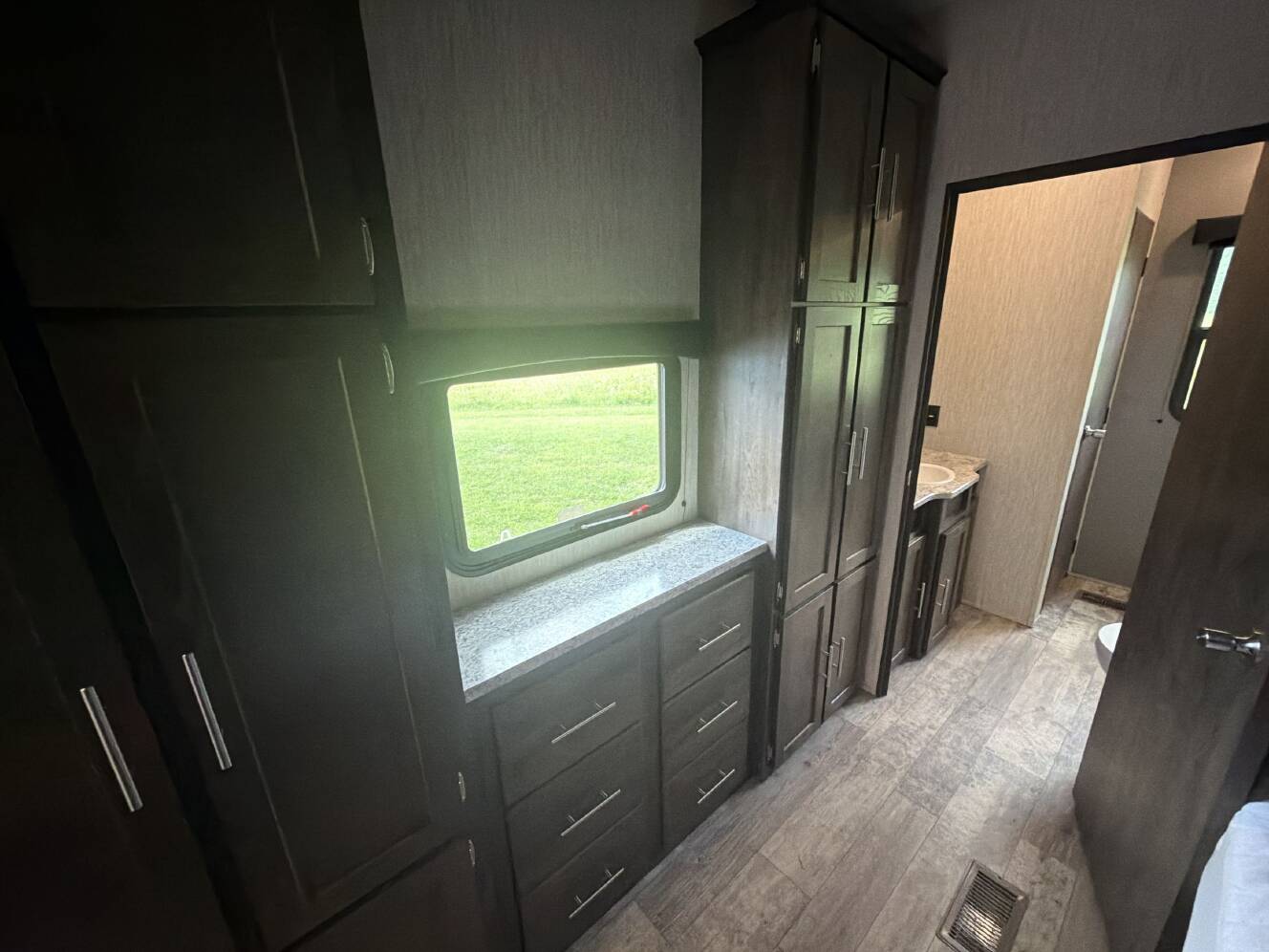 A photo of this 2020 Crossroads VOLANTE 3851FL