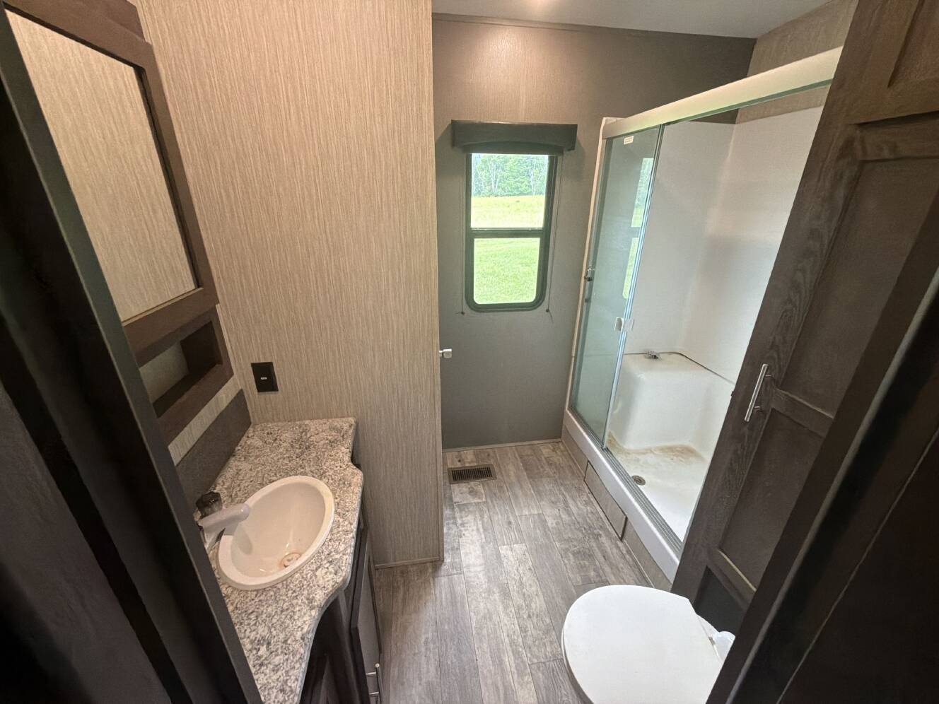 A photo of this 2020 Crossroads VOLANTE 3851FL