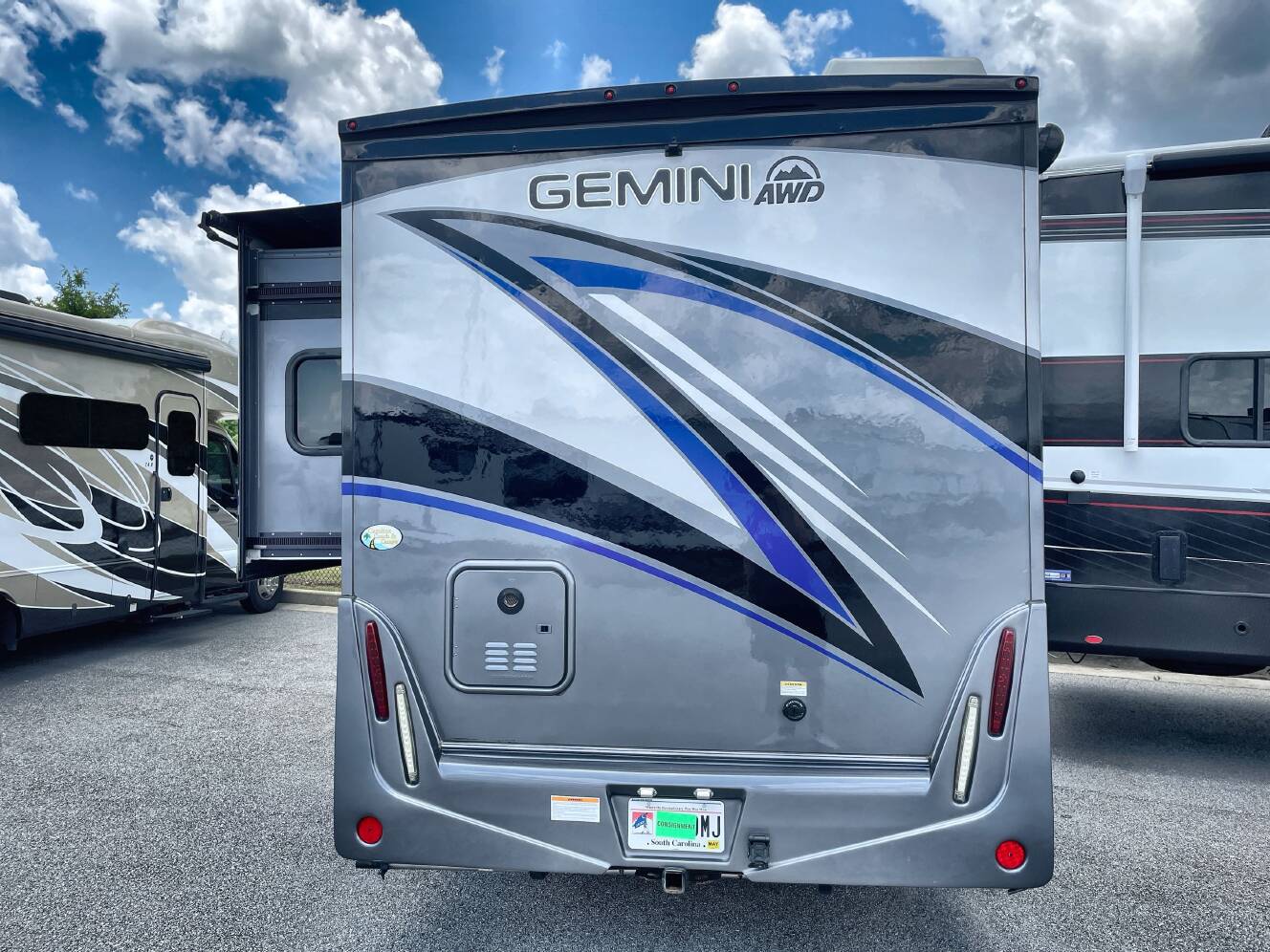 A photo of this 2023 Thor GEMINI 23TW