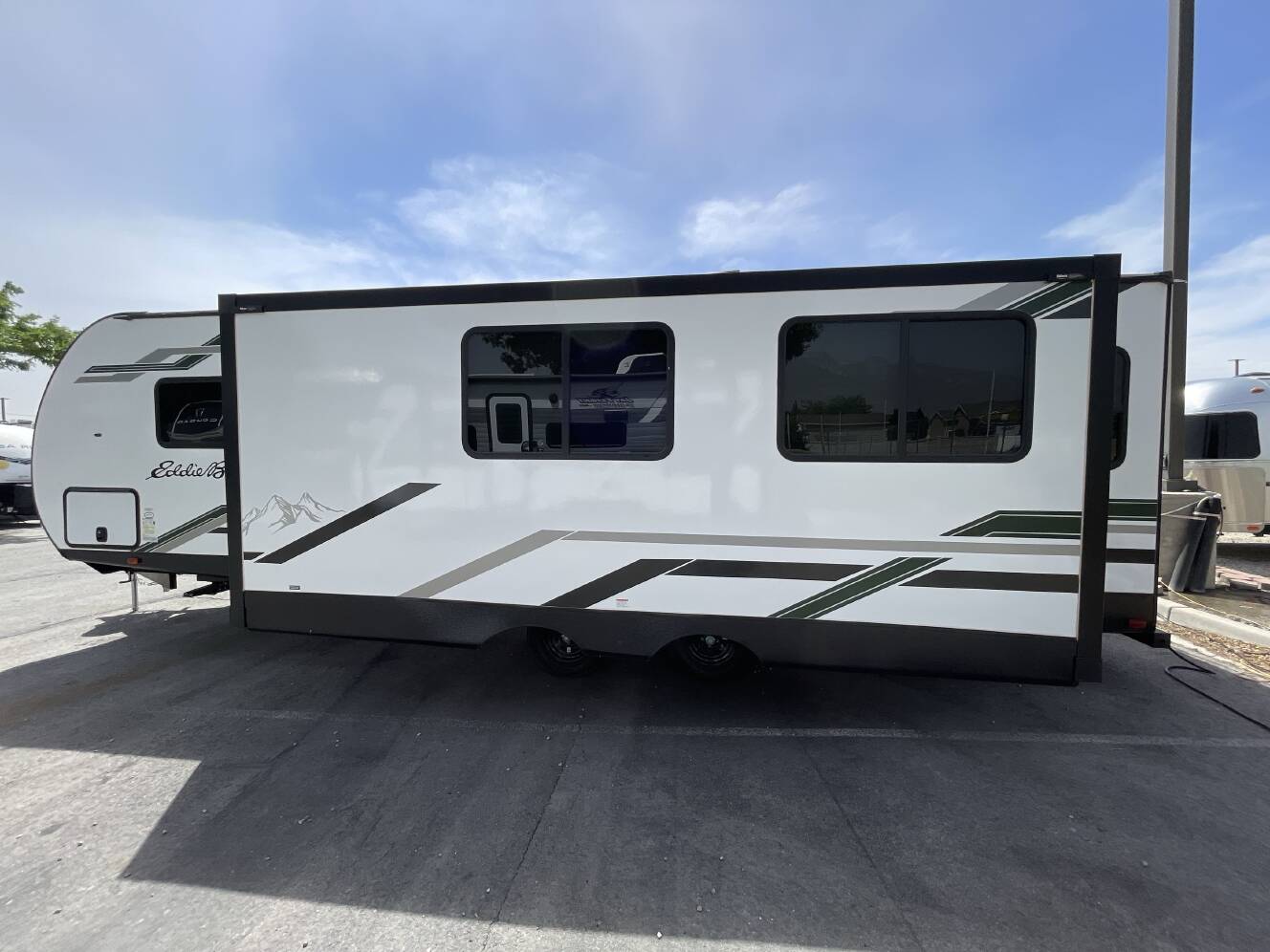 A photo of this 2024 Heartland EDDIE BAUER ID270RL-L