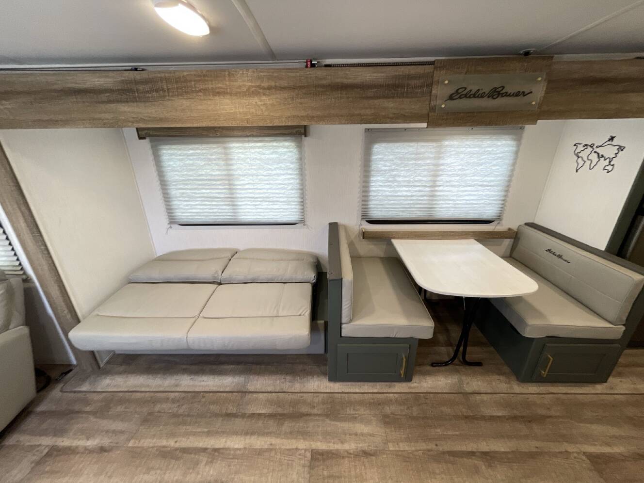 A photo of this 2024 Heartland EDDIE BAUER ID270RL-L