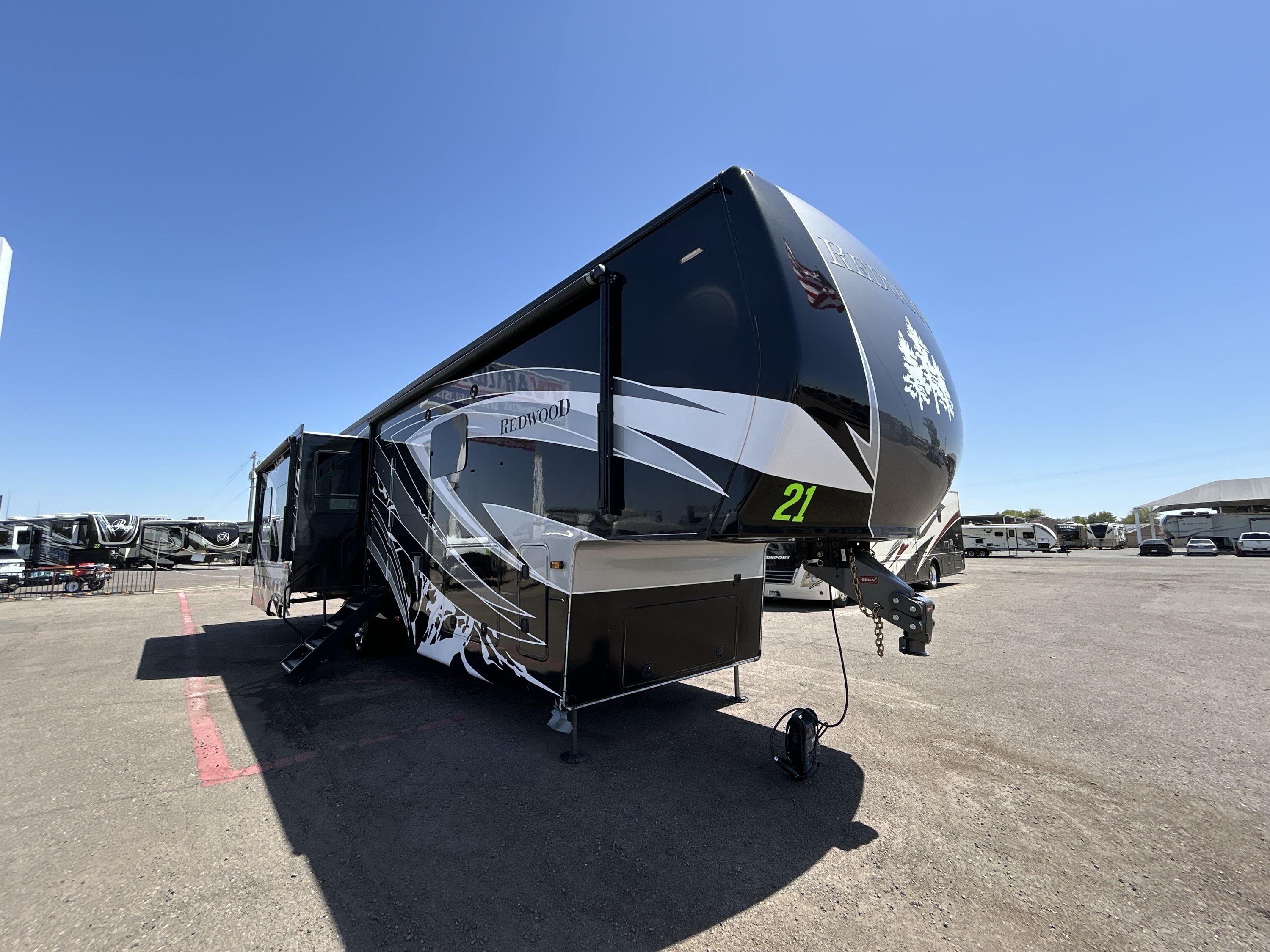 2021 Crossroads REDWOOD 3901WB RV