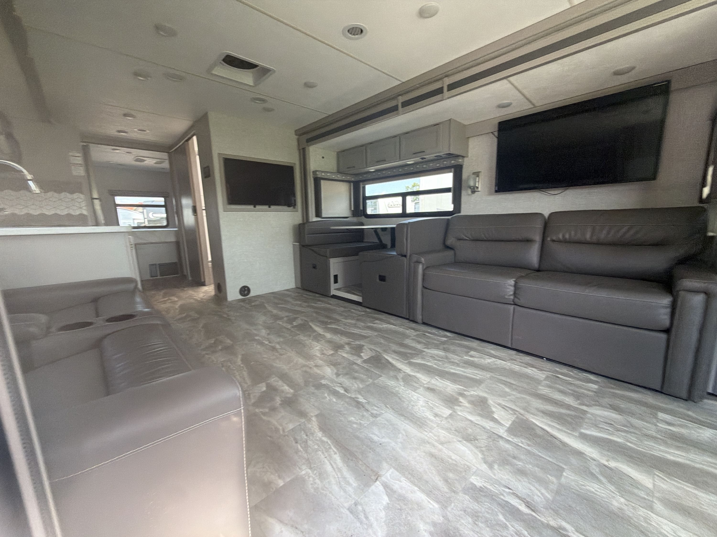 2022 Thor WINDSPORT 34R in chelsea MI