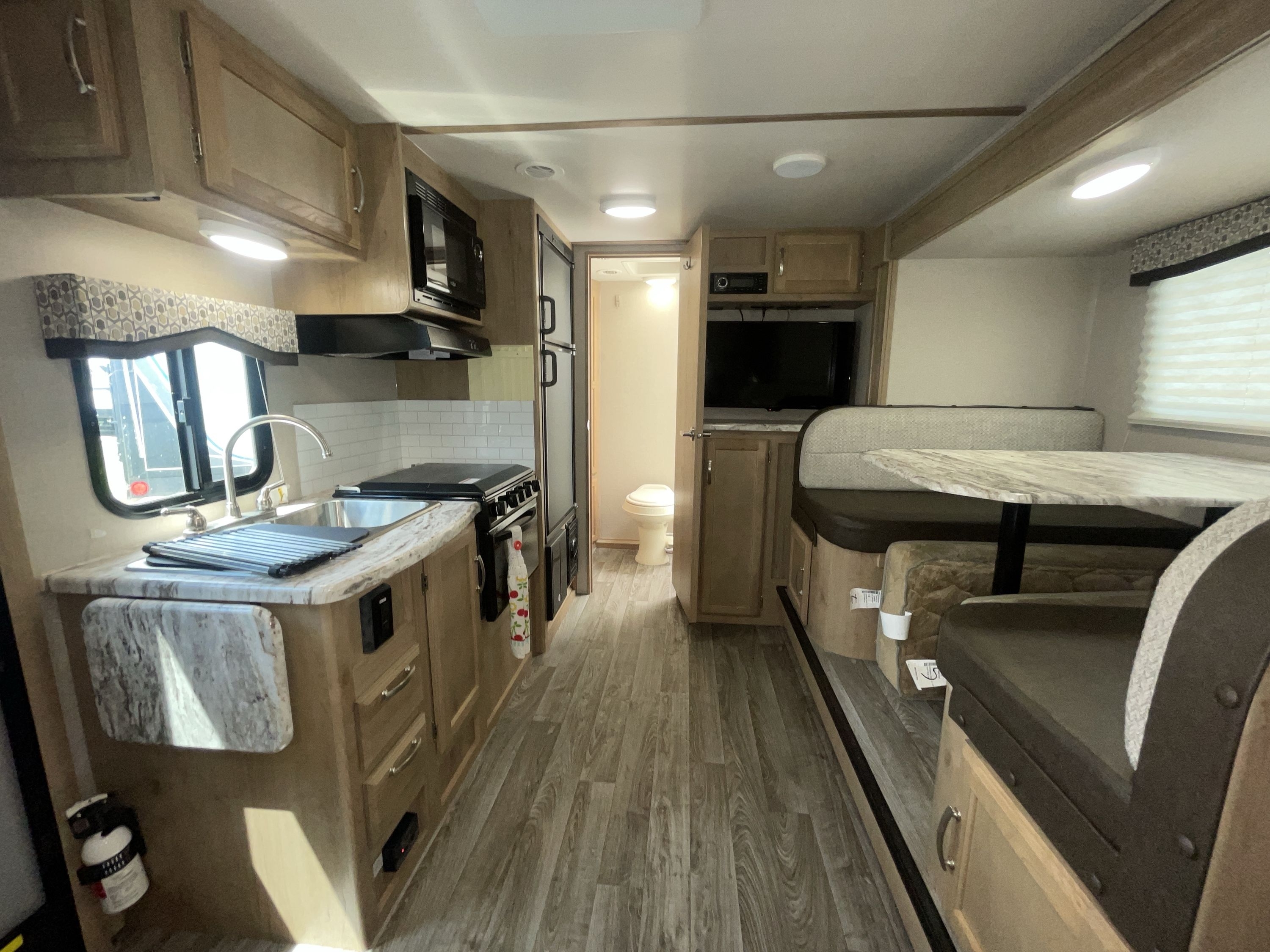 2020 Winnebago MICRO MINNIE 2108TB in akron OH