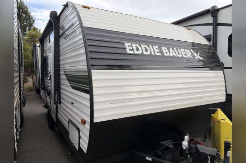 2025 Heartland EDDIE BAUER 17RB-C EBS 17RB in vacaville CA