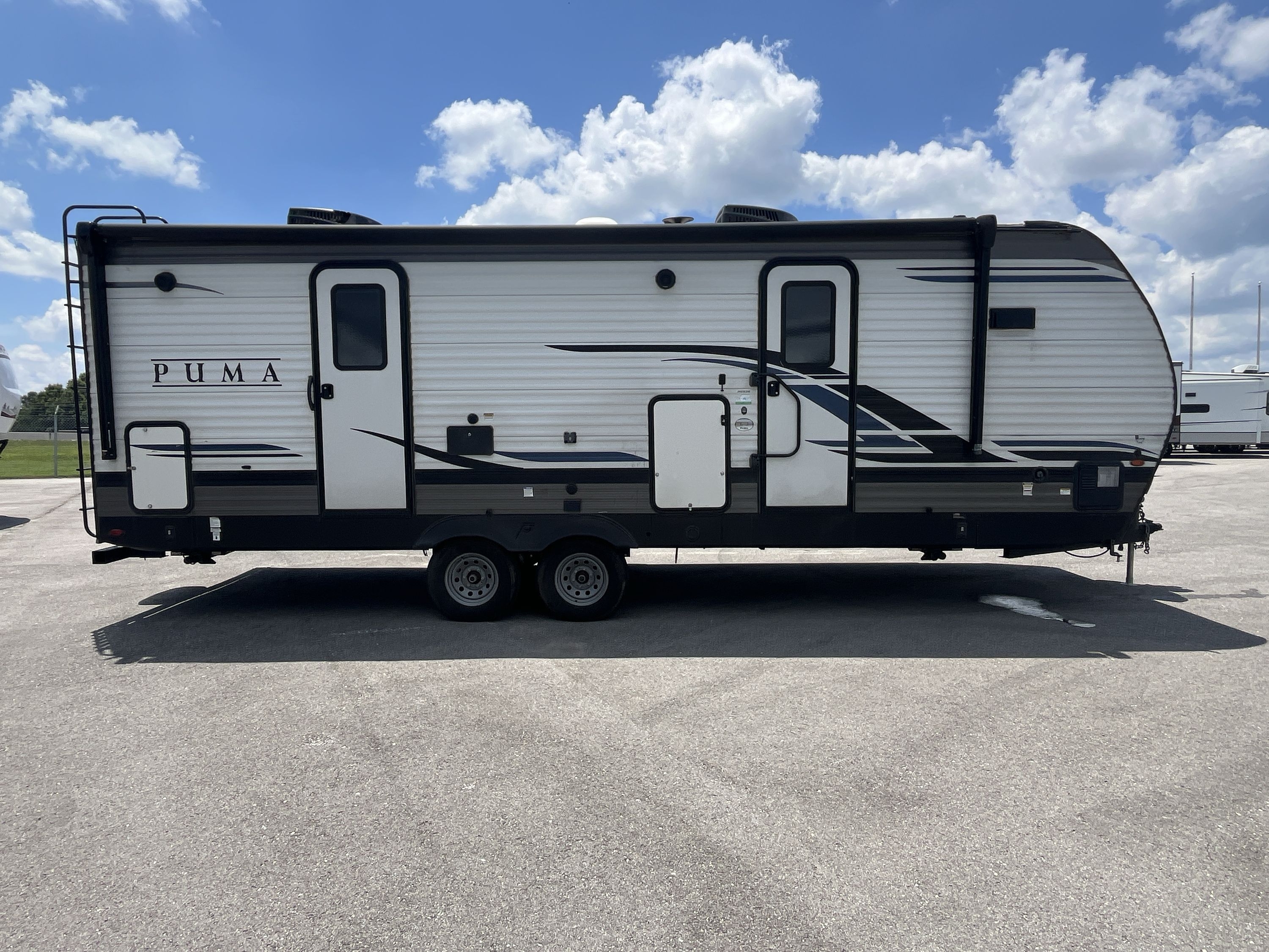 2023 Forest River PUMA 26FKDS in columbia MO