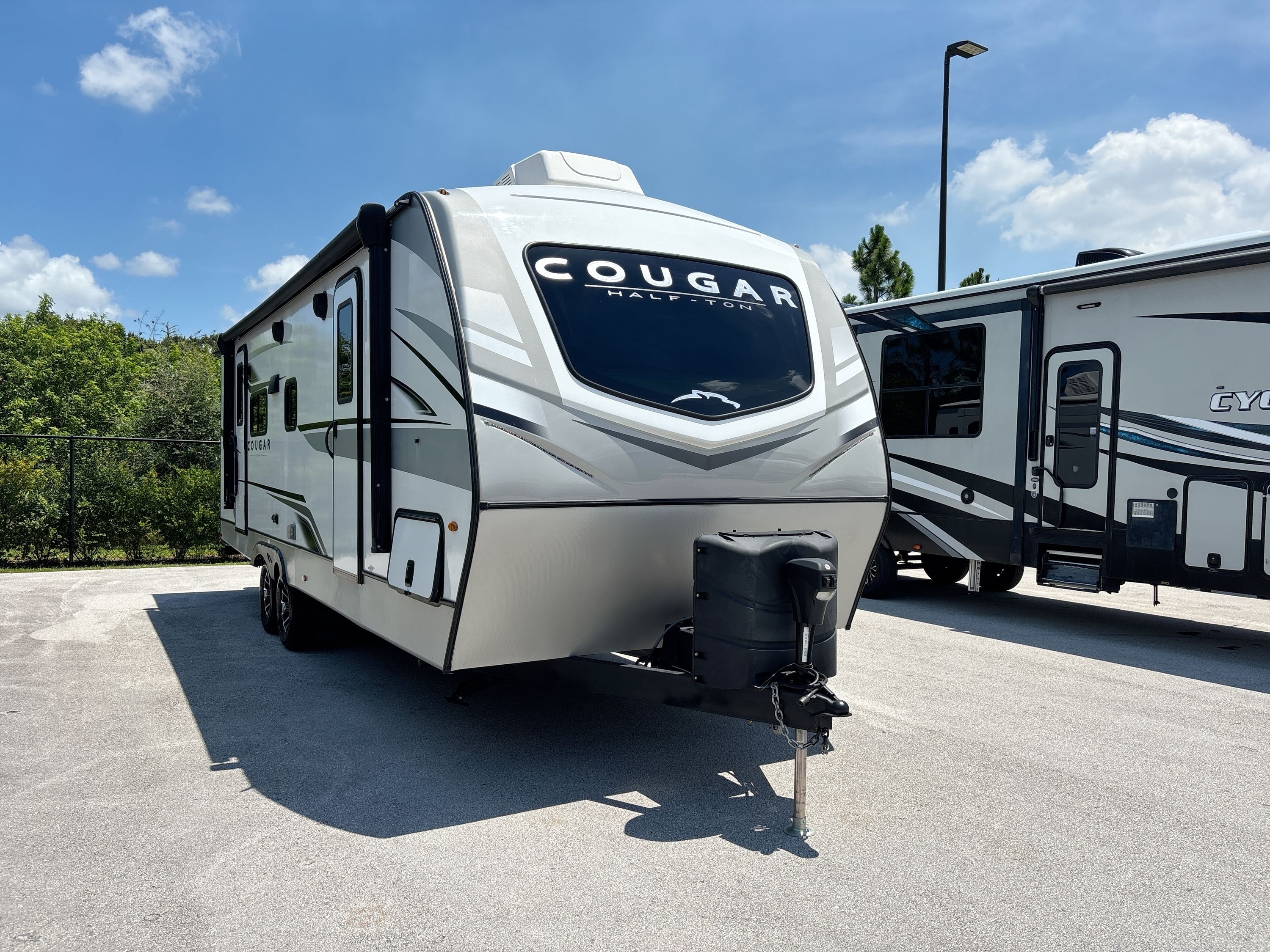 2023 Keystone COUGAR 25RDS RV