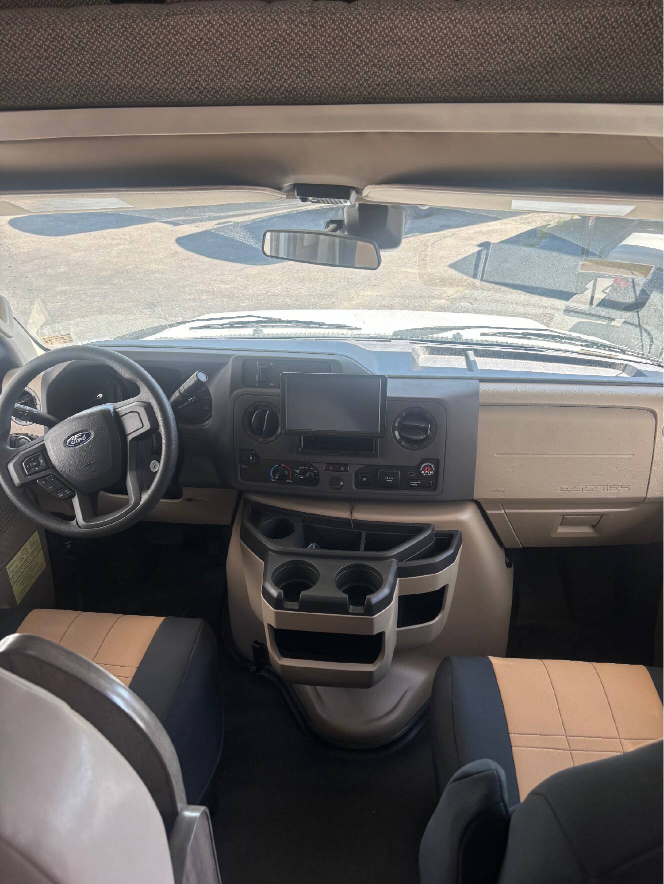 A photo of this 2025 Winnebago SPIRIT 22M