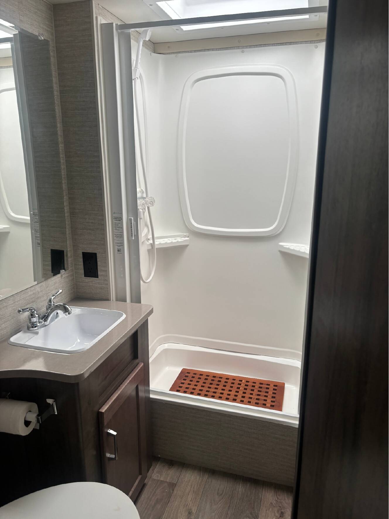 A photo of this 2025 Winnebago SPIRIT 22M