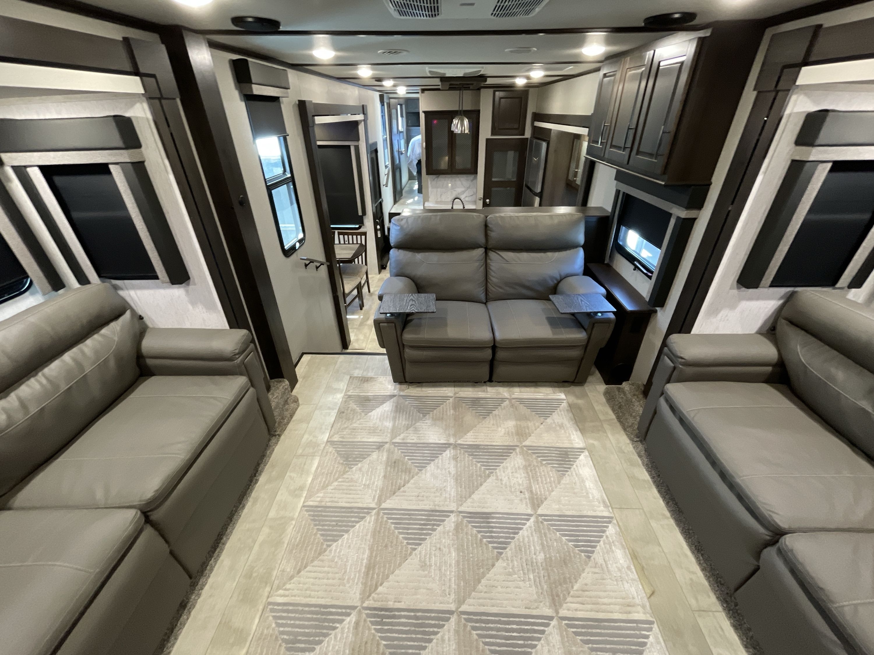 2020 Grand Design MOMENTUM 376THS in fresno CA
