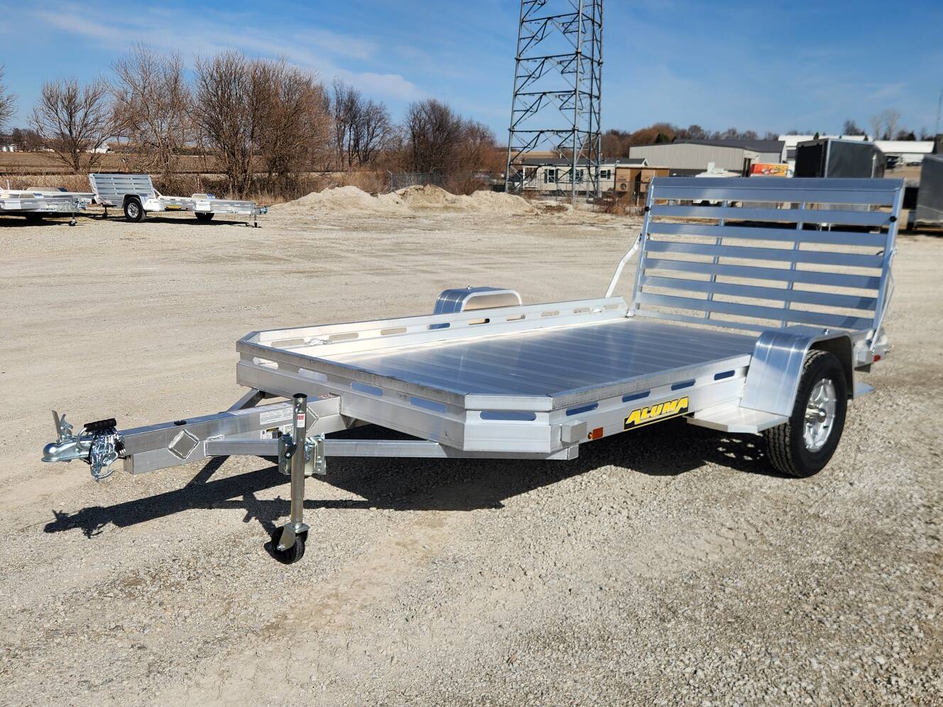 A photo of this 2027 Aluma 7712H