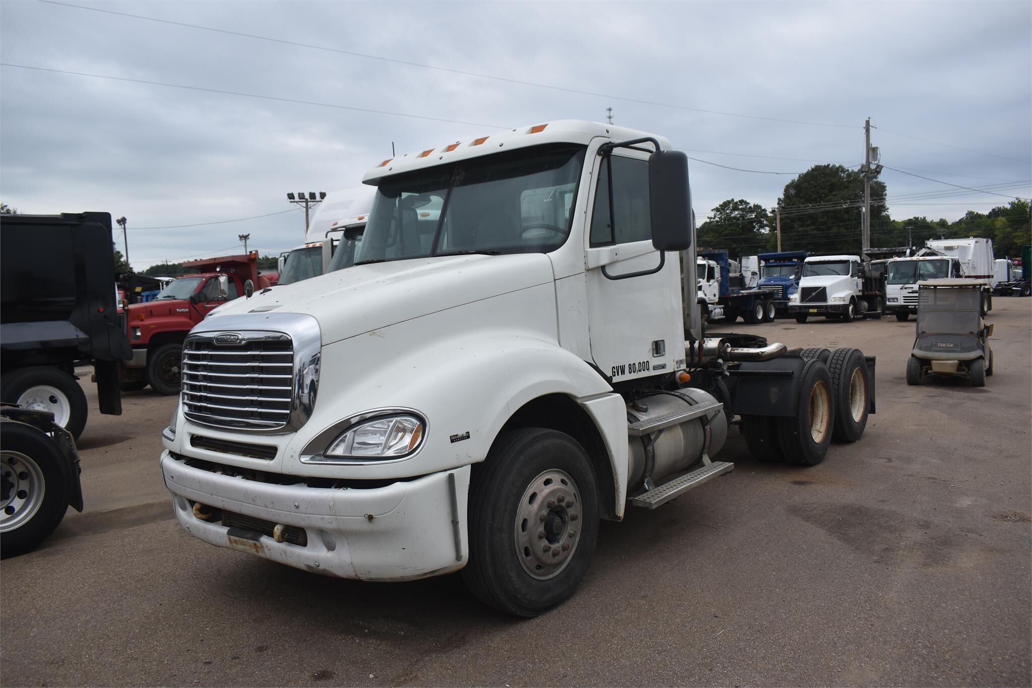 2007 FREIGHTLINER COLUMBIA in Covington, TN