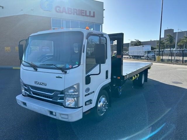 2021 ISUZU NRR in Jamaica, NY