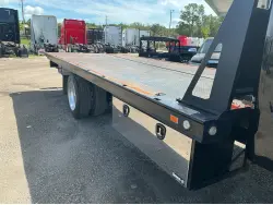 2025 FREIGHTLINER BUSINESS CLASS M2 106