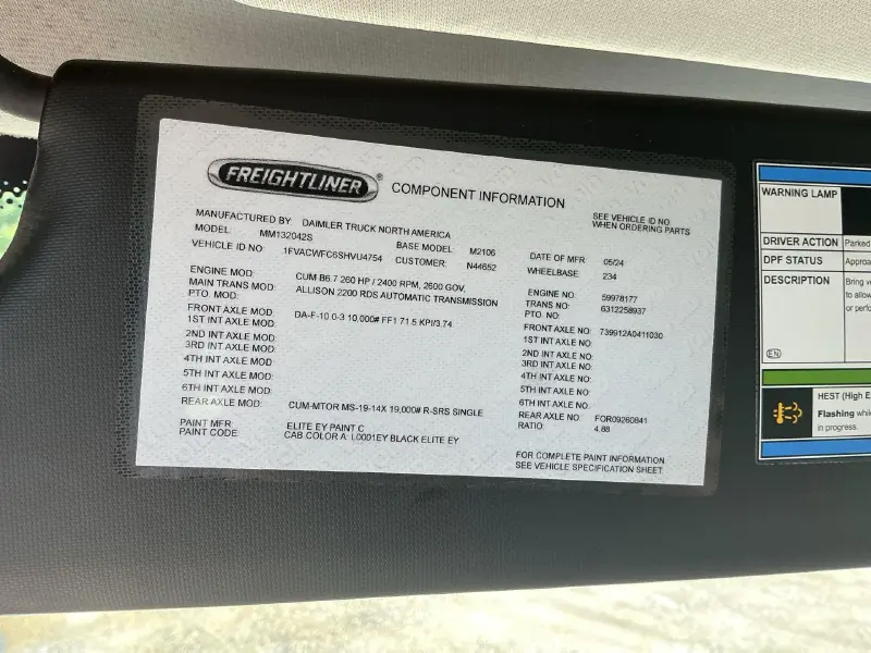 2025 FREIGHTLINER BUSINESS CLASS M2 106
