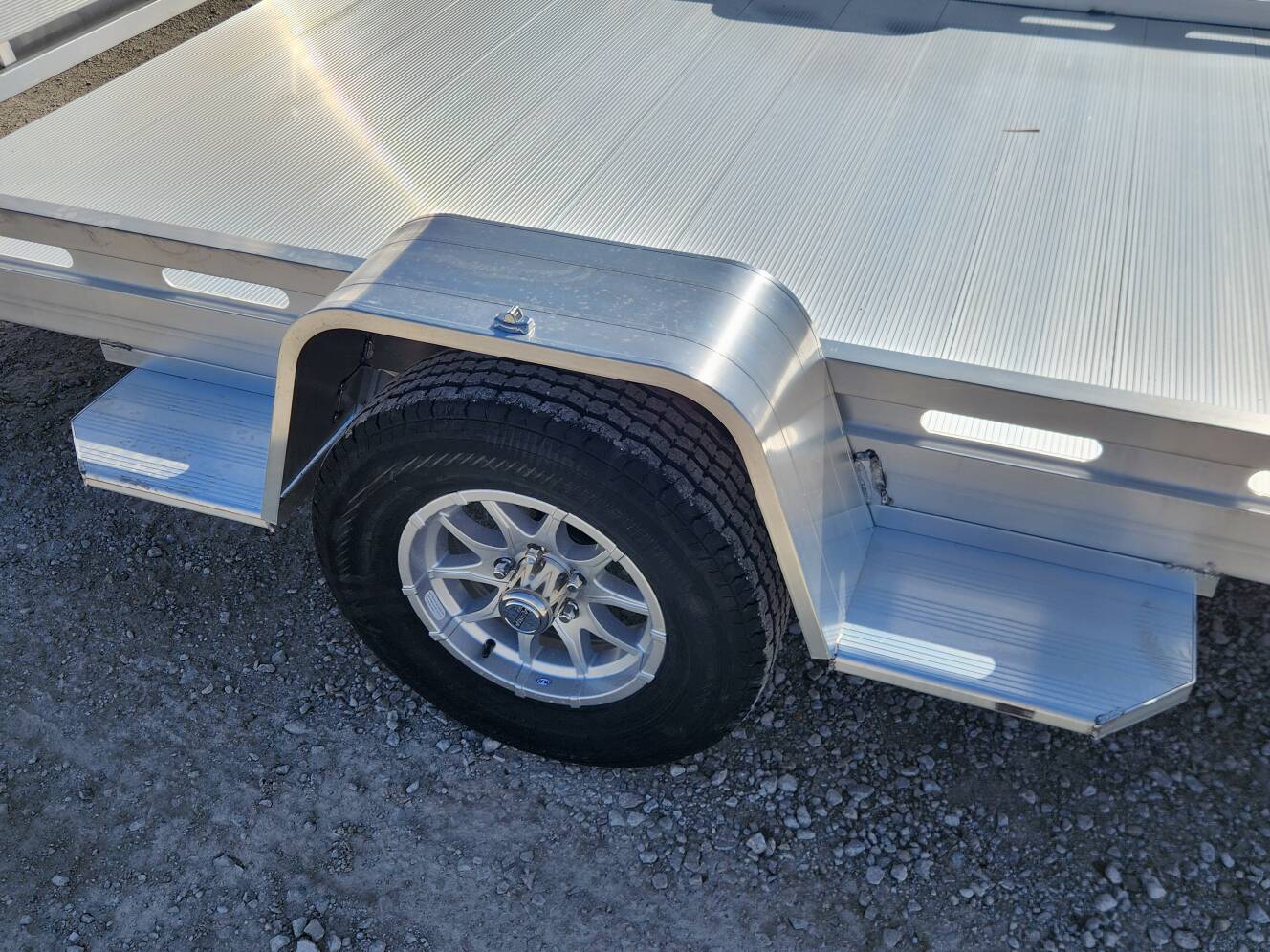 A photo of this 2027 Aluma 7712H-BT