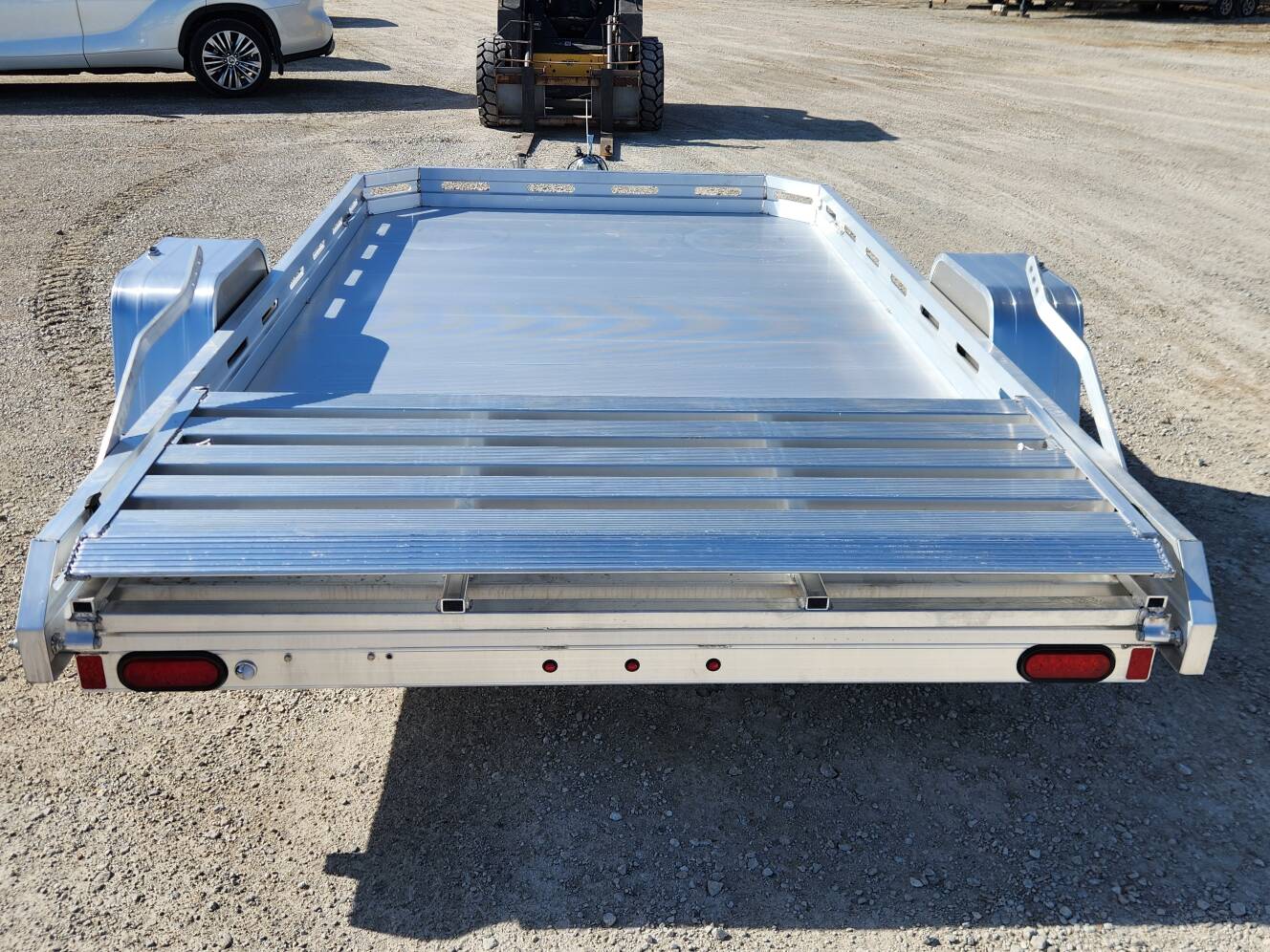 A photo of this 2027 Aluma 7712H-BT
