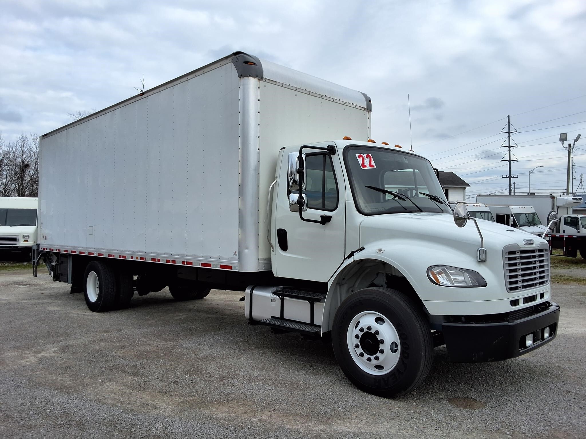 2022 FREIGHTLINER BUSINESS CLASS M2 106 in Fort Wayne, IN