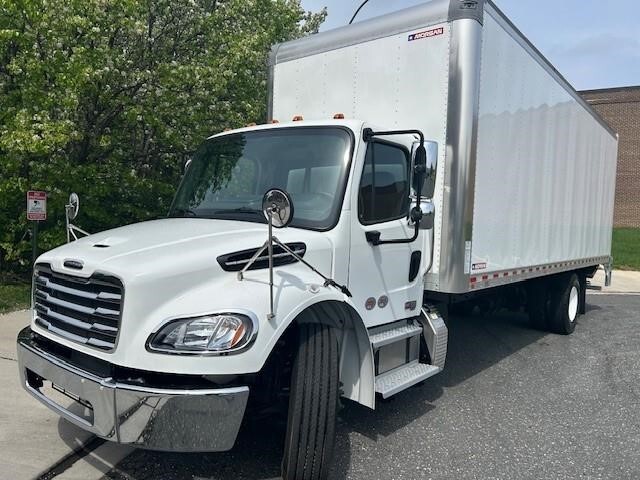 2025 FREIGHTLINER BUSINESS CLASS M2 106 in Landover, MD