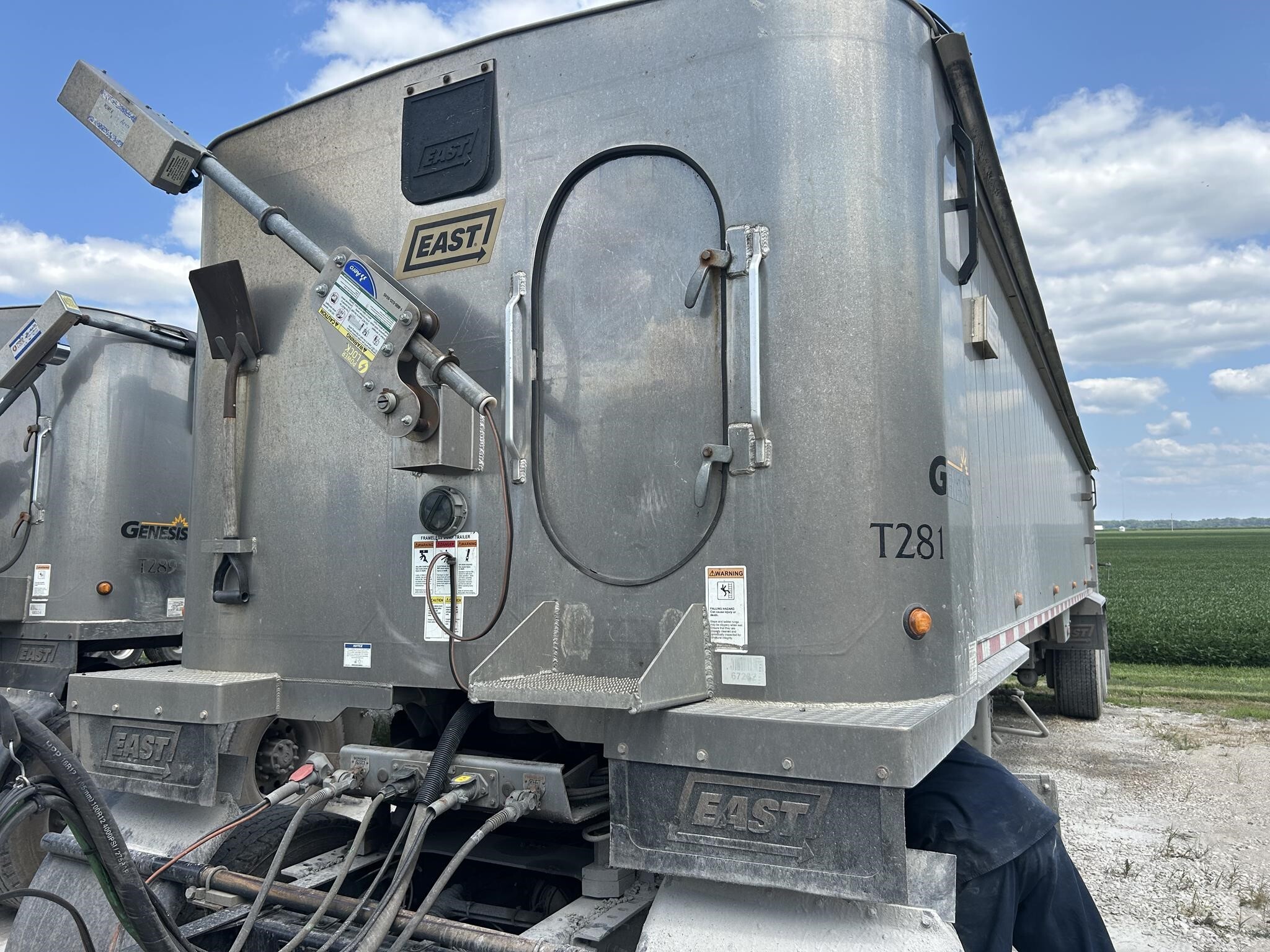 2019 EAST GENESIS HYBRID in Chandler, IN