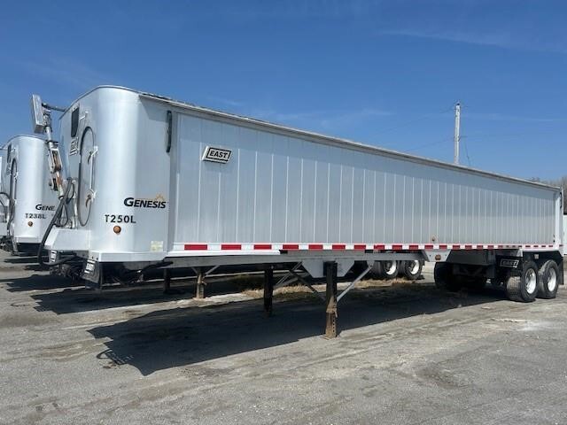 2017 EAST GENESIS HYBRID in East Saint Louis, IL