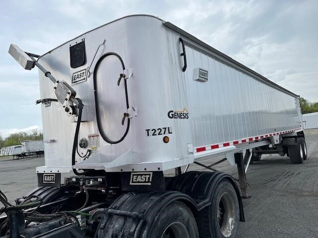 2015 EAST GENESIS HYBRID in East Saint Louis, IL