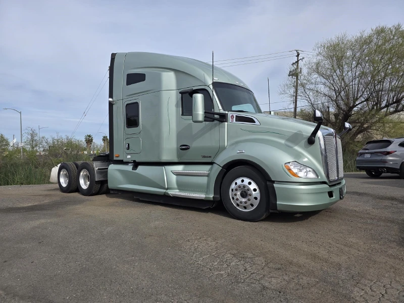 2021 KENWORTH T680