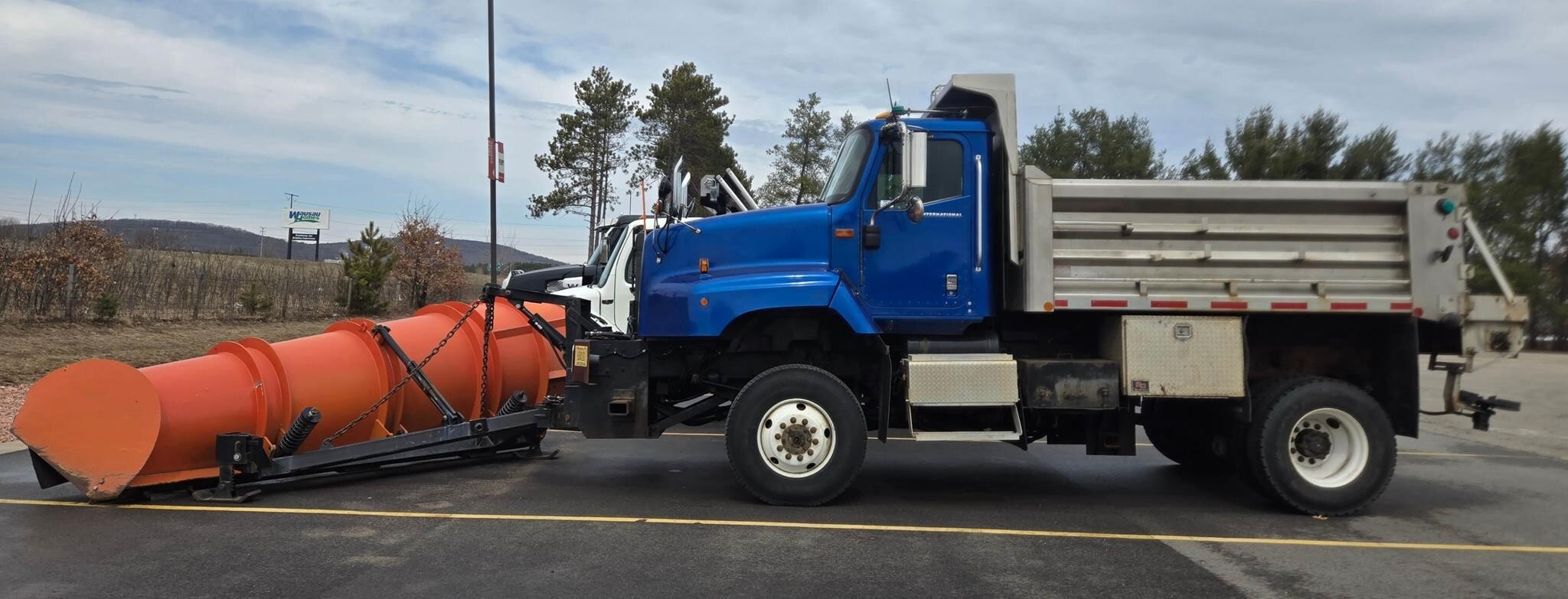 2005 INTERNATIONAL PAYSTAR 5500 in Oak Creek, WI