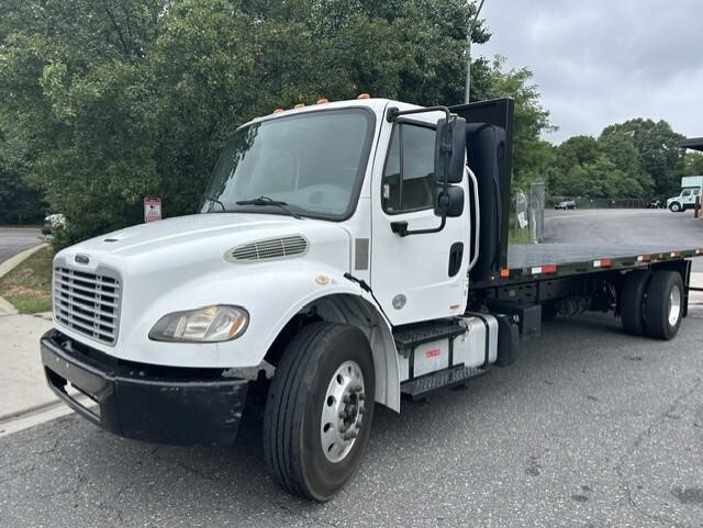 2019 FREIGHTLINER BUSINESS CLASS M2 106 in Landover, MD