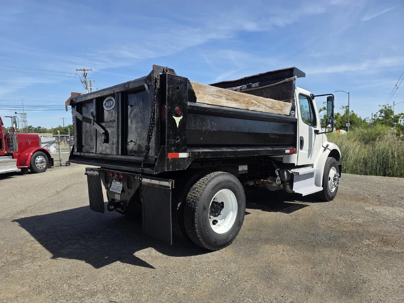 2016 FREIGHTLINER BUSINESS CLASS M2 106