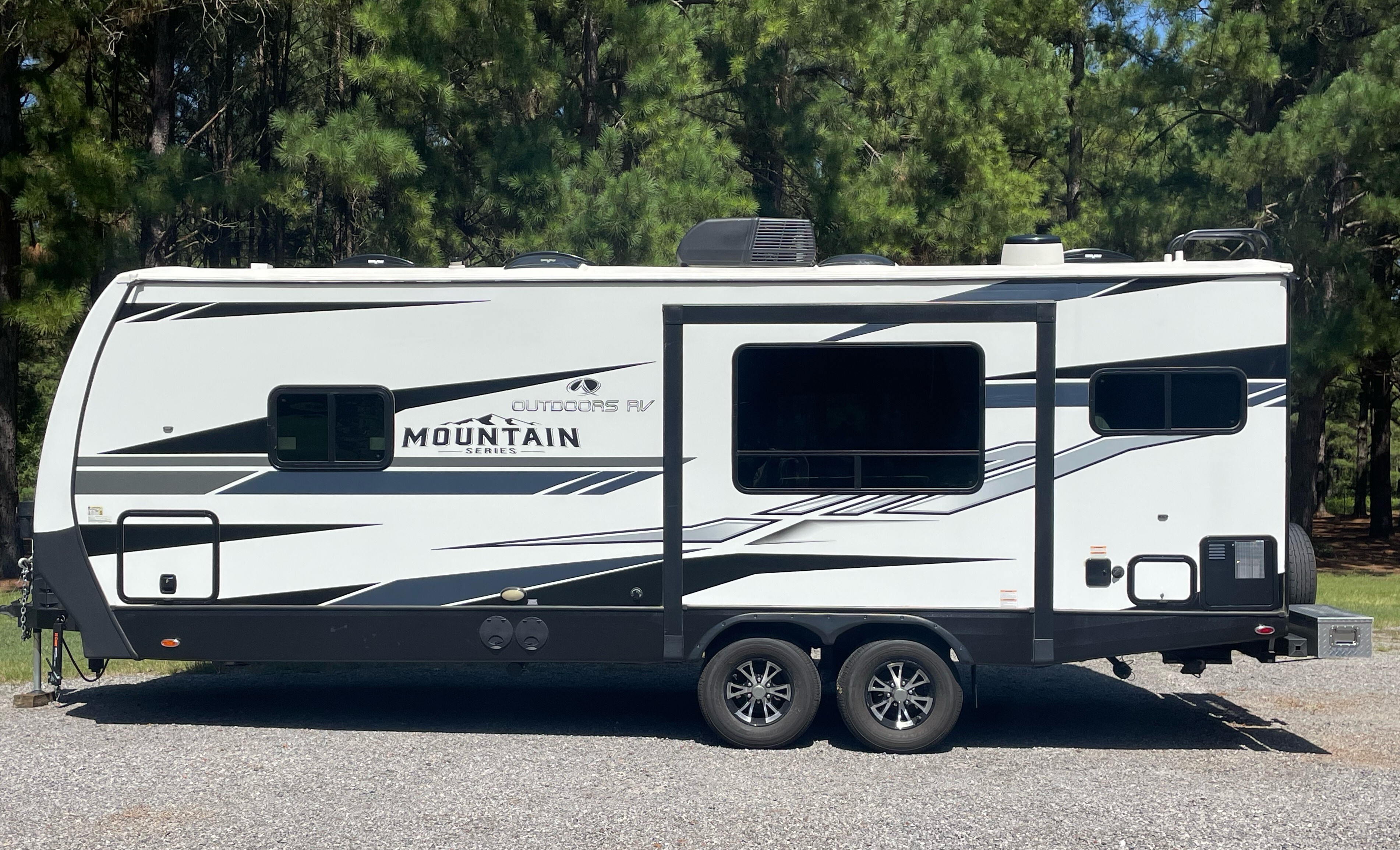 2023 Outdoors Rv Manufacturing TIMBER RIDGE MOUNTAIN SERIES 24RKS RV