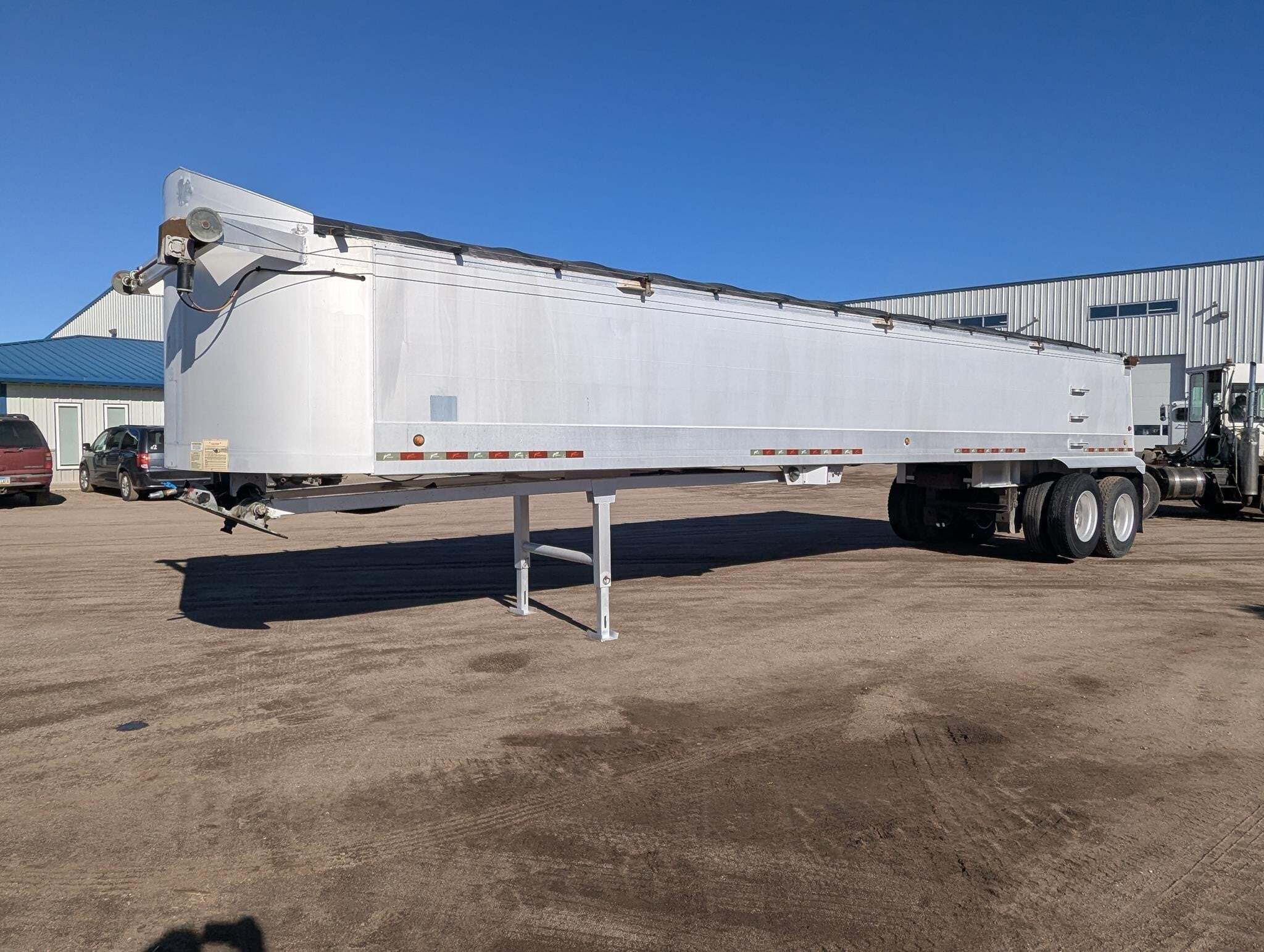 2016 VANTAGE TRAILERS in Sawyer, KS