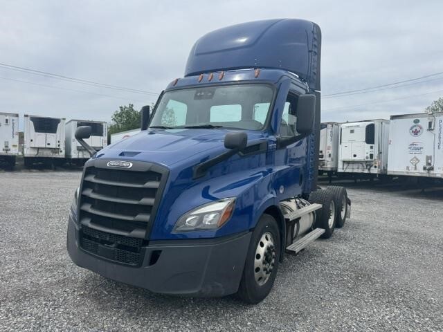 2022 FREIGHTLINER CASCADIA 116 in Hagerstown, MD